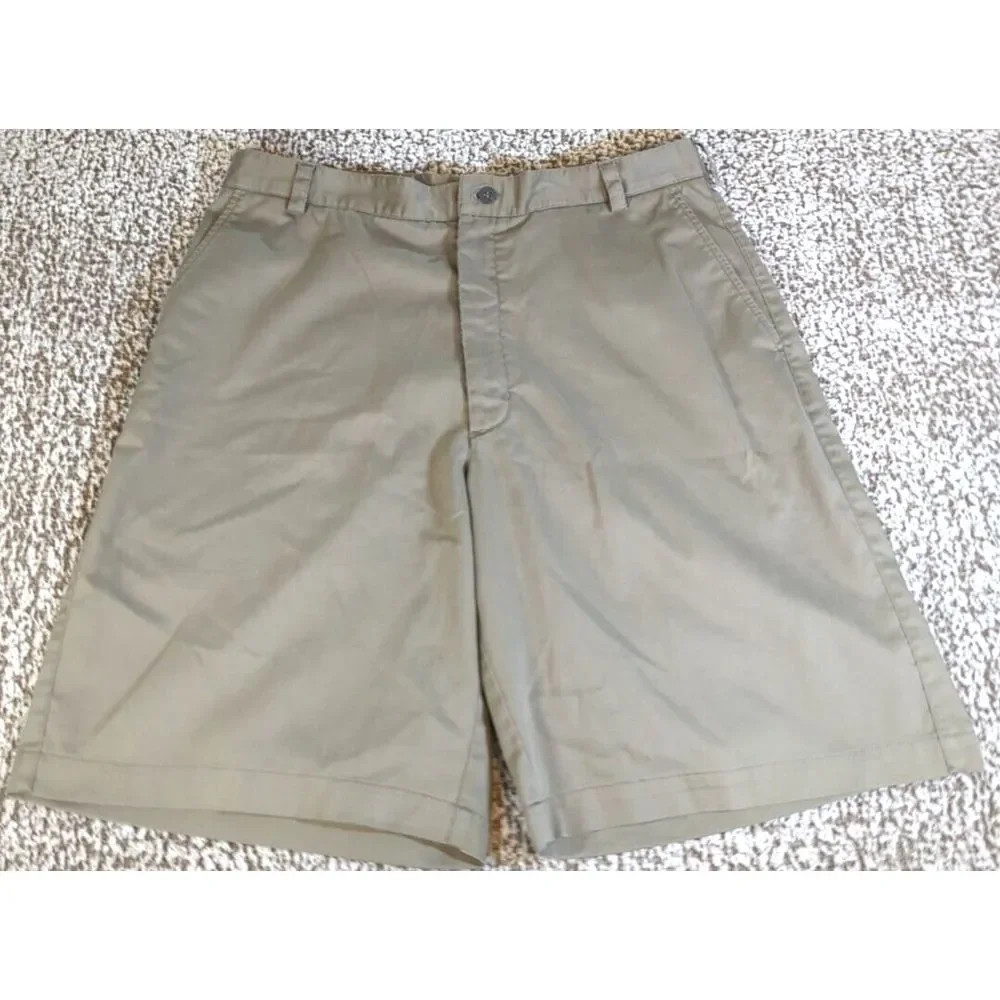 Nike Men's Size 36 Bermuda‎ Golf Shorts Belt Loops Button Pockets